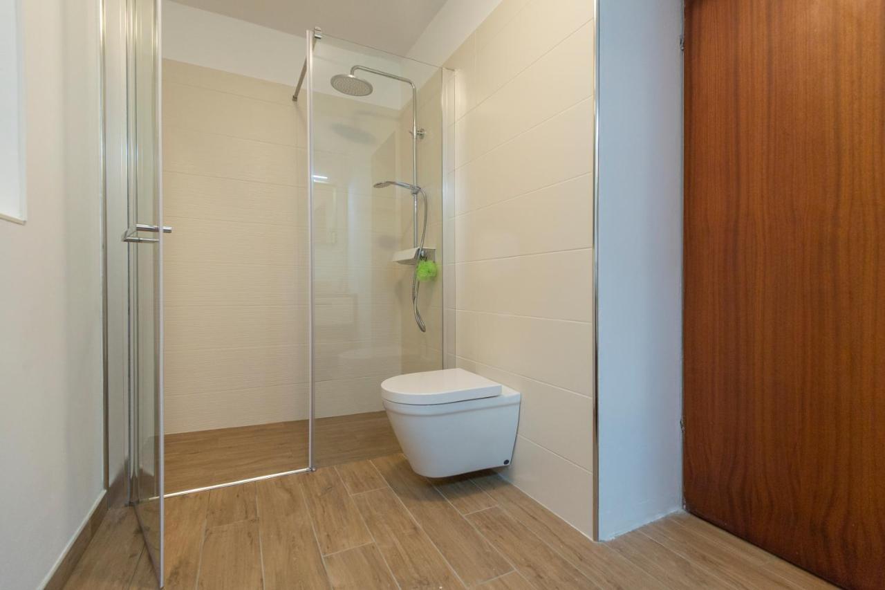 Apartman Alberti ラビン エクステリア 写真